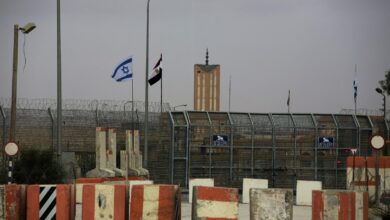 "رويترز" عن مصادر مصرية: القاهرة ترفض طلبا إسرائيليا بخصوص مراقبة المنطقة العازلة مع غزة