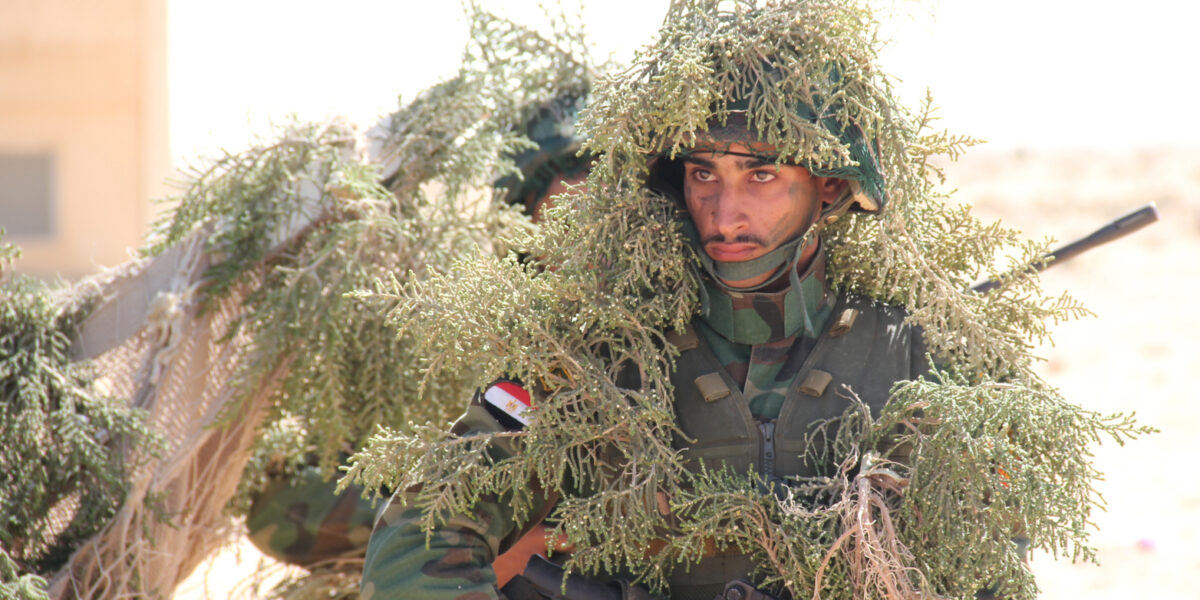الإعلام العبري يرصد تحركات للجيش المصري على الحدود