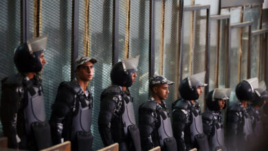 مصر.. القبض على مسؤولين بتهم الاستيلاء على المال العام (صورة)