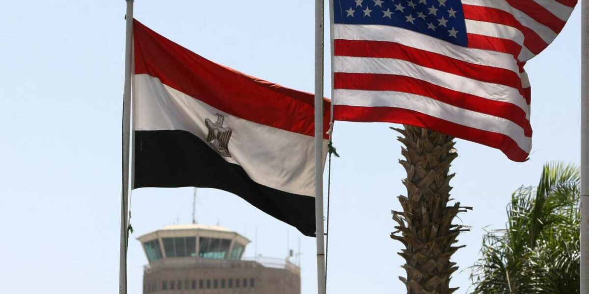 مصر.. السفيرة الأمريكية تثير حفيظة مصريين في الصعيد
