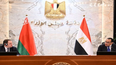 رئيسا وزراء مصر وبيلاروسيا يترأسان جلسة مباحثات مُوسّعة لمناقشة ملفات التعاون ذات الاهتمام المشترك