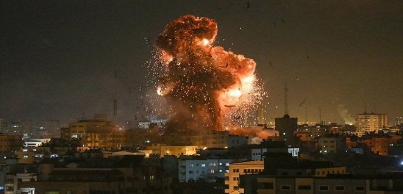 غارات إسرائيلية ليلا على بلدتي الزوايدة والمغراقة وسط قطاع غزة