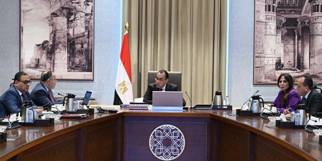 توجيه من مدبولي لبدء حوار مُجتمعي حول وثيقة السياسات الضريبية لمصر 2024 - 2030، استجابة لتوجيهات الرئيس - موجز مصر