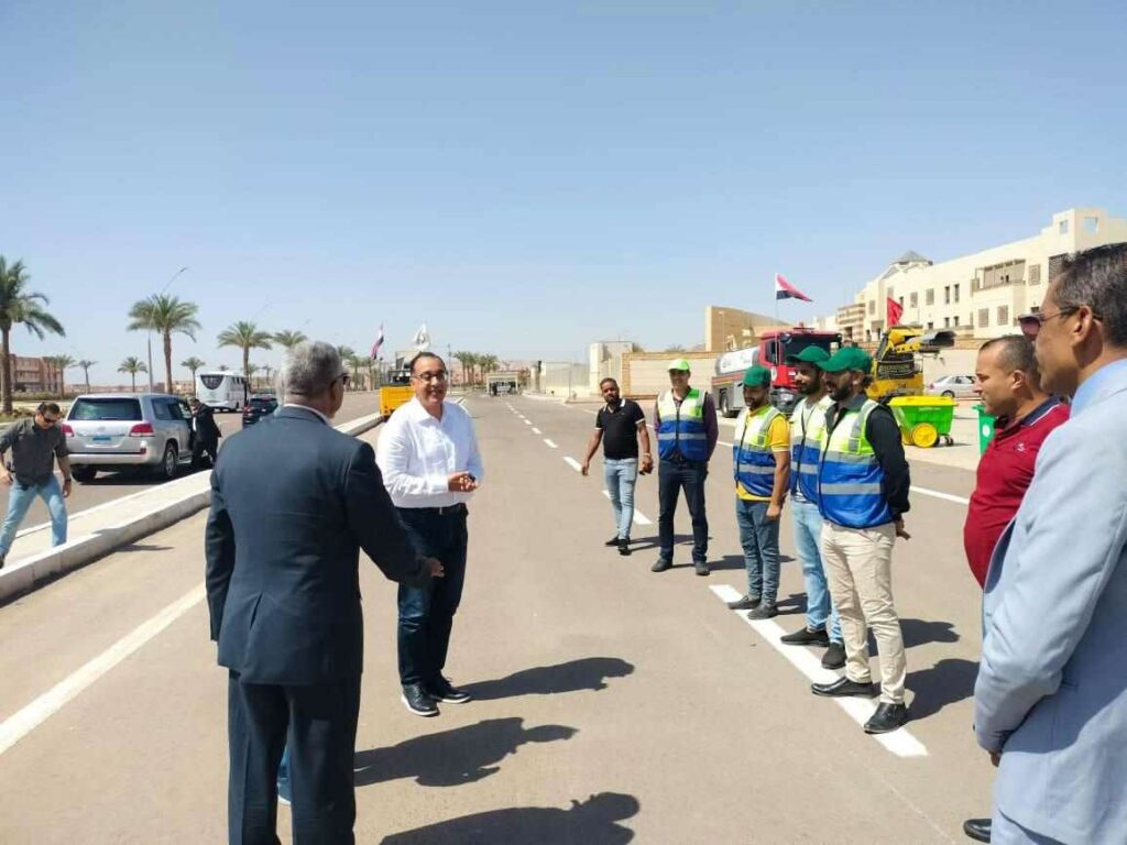 زيارة رئيس الوزراء لـ "واحة تجلي" بمنطقة رأس كيندي في شرم الشيخ - موجز مصر