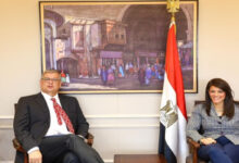 رانيا المشاط تبحث تعزيز التعاون المشترك مع السفير الهولندي بالقاهرة