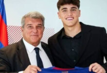 رسمياً..برشلونة يعلن تمديد عقد مدافعه الشاب باو كوبارسي