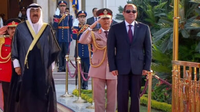 مراسم استقبال رسمية لأمير دولة الكويت في قصر الاتحادية
