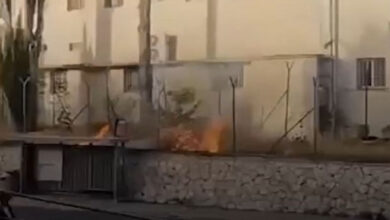 “الأونروا” تغلق مقرها بالقدس بعد تعرضه لعدة اعتداءات من مستوطنين مُتطرفين