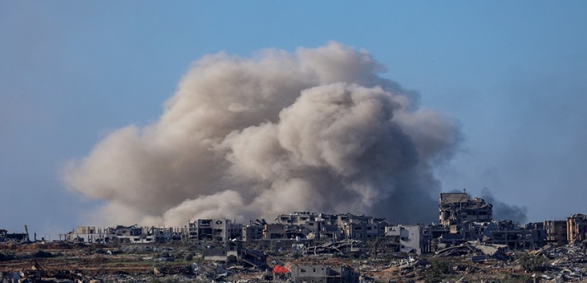 الجيش الإسرائيلي يعلن إصابة 12 من جنوده في انفجار لغم بدبابة جنوب قطاع غزة